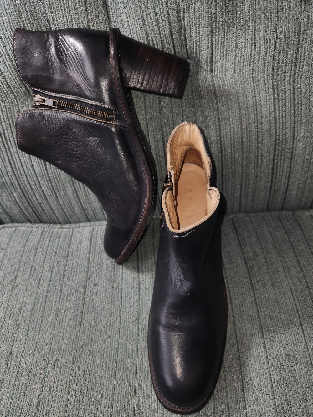 🍉BED|STU Yell Ankle Booties with Stacked Heel - Picture 9 of 9